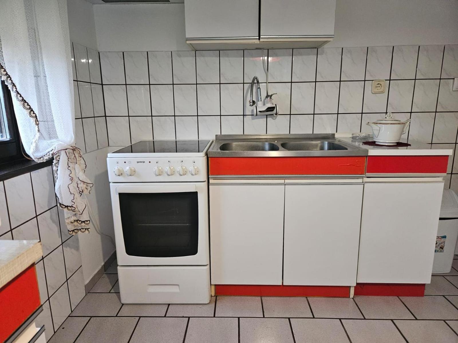 Apartmani, Sobe Ziza Bezdan Luaran gambar