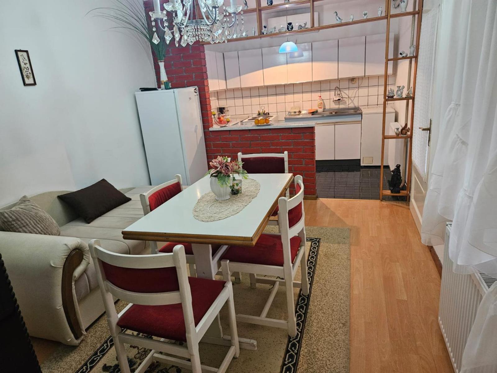 Apartmani, Sobe Ziza Bezdan Luaran gambar